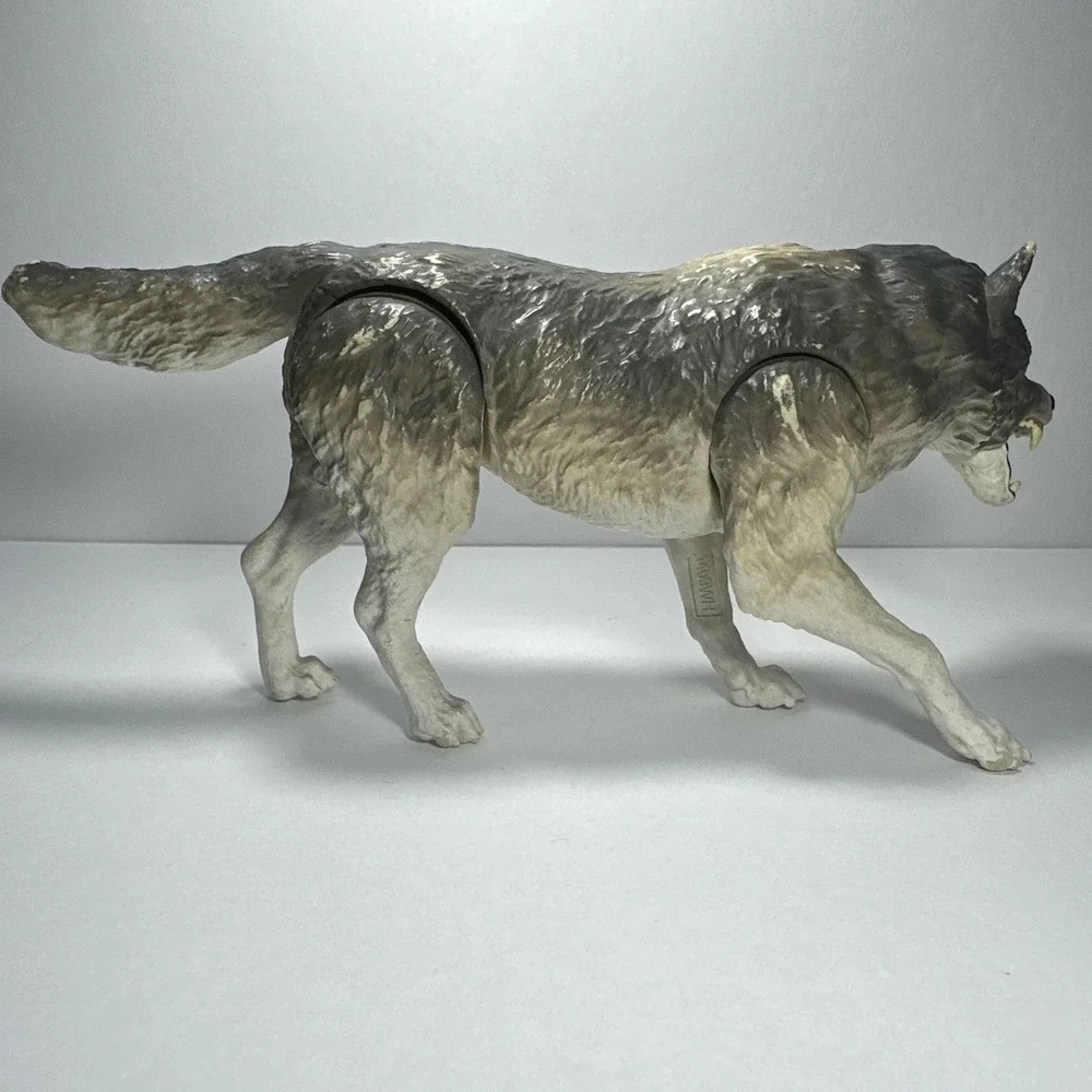 2019 Jumanji Wolf Action Figure Realistic Articulated Jaw Lanard 1409WH
